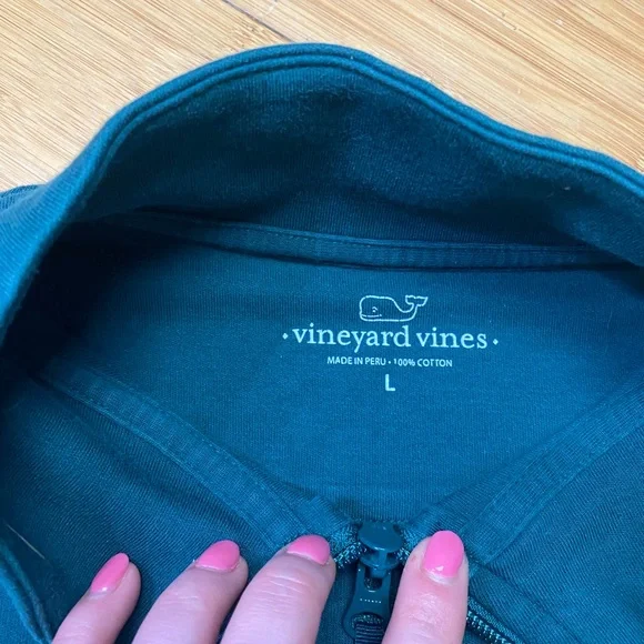 Vineyard Vines 1/4 Zip Pullover - Picture 7 of 8